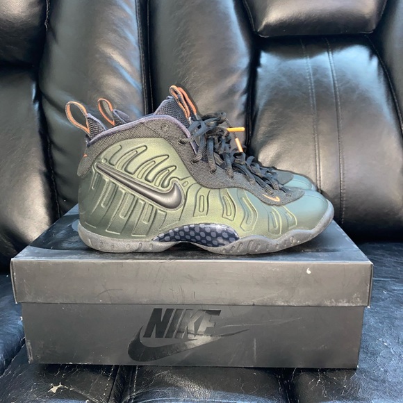Nike little posite pro